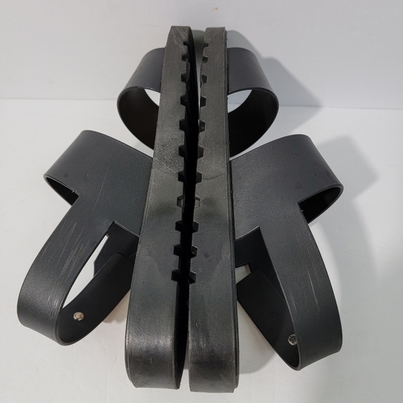 Bamboo Women Black Open Toe Slingback Casual Sandals Sz 39 Buckle Closure - Picture 7 of 11